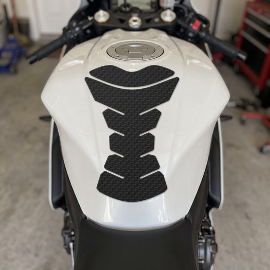 Tankpad Motorrad Tankschutz Fischgräte 140x215 mm Carbon Optik + Rakel Set