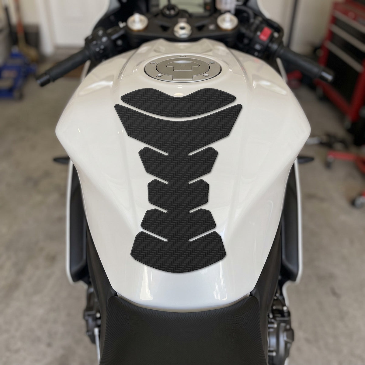 Tankpad Motorrad Tankschutz Fischgräte 140x215 mm Carbon Optik + Rakel Set